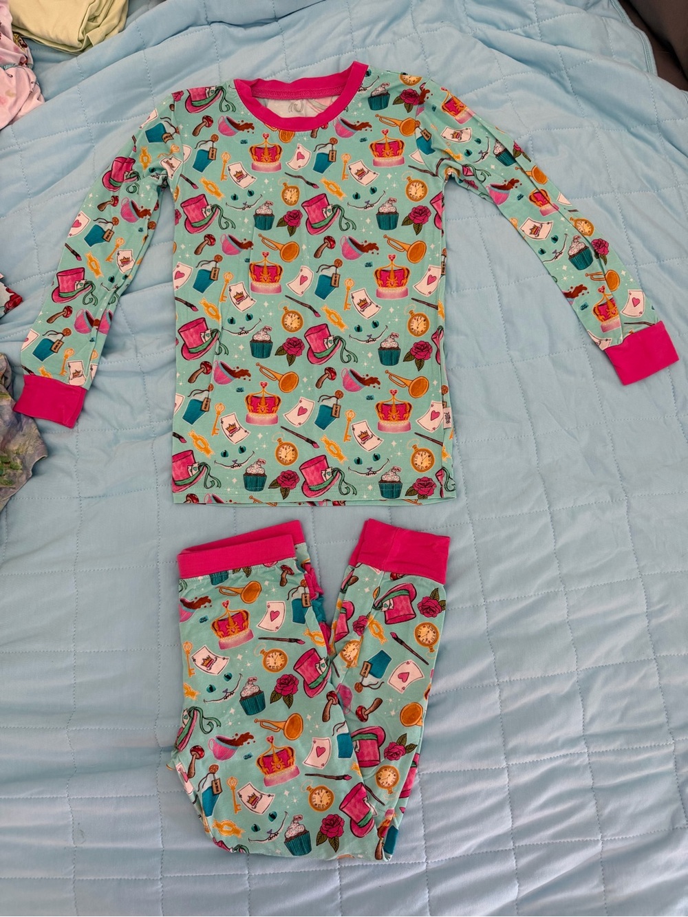 Fletch Alice In Wonderland Inspired Tea Party Ruffle Long Sleeve PJ Set 3T GUC